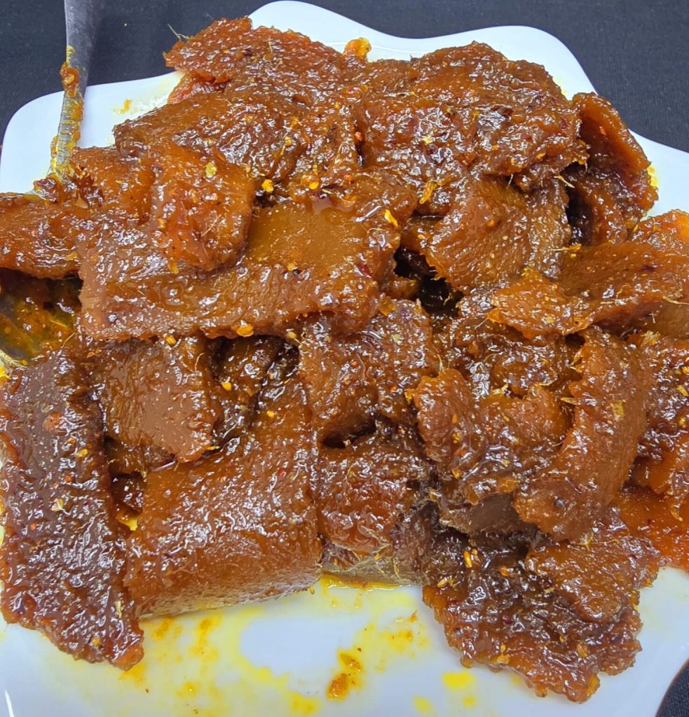 শাহী টক-ঝাল-মিষ্টি আমসত্ত্ব আচার 1 Kg